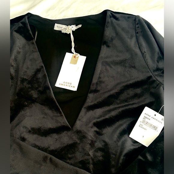 NWT Good American - Plunge Neck Long Sleeve Velvet Bodysuit - Picture 4 of 5